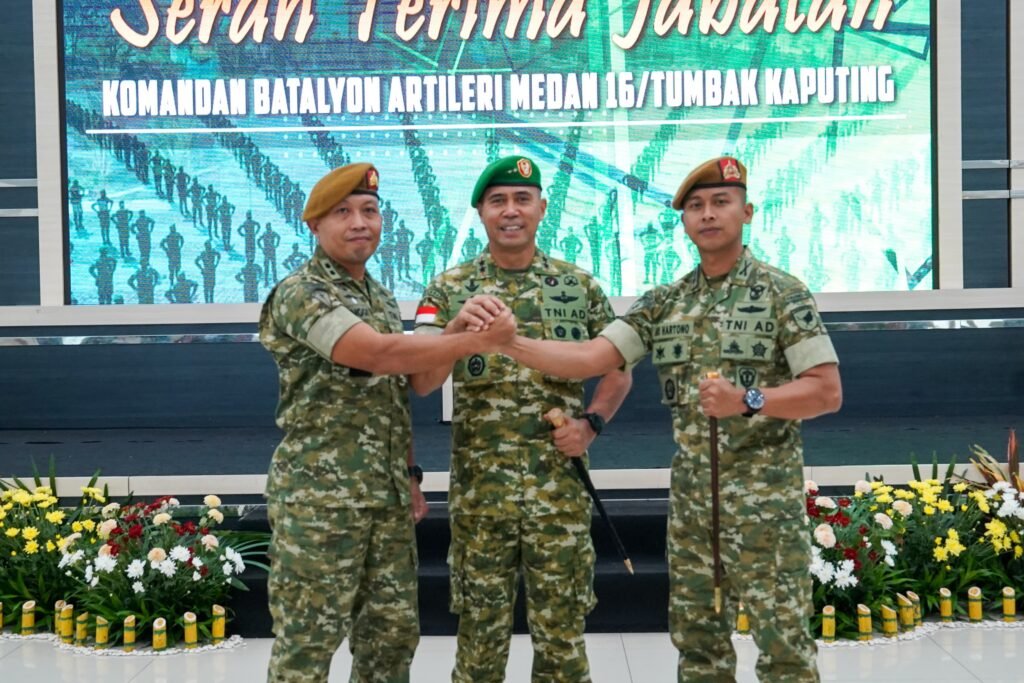 Sertijab Danyonarmed 16/TK, Pangdam XII/Tpr: Pemimpin Hebat Harus Mencintai dan Dicintai Anak Buah